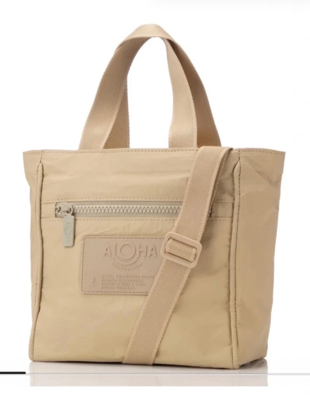 ALOHA Collection Monochrome Crossbody Dune Bag NWT